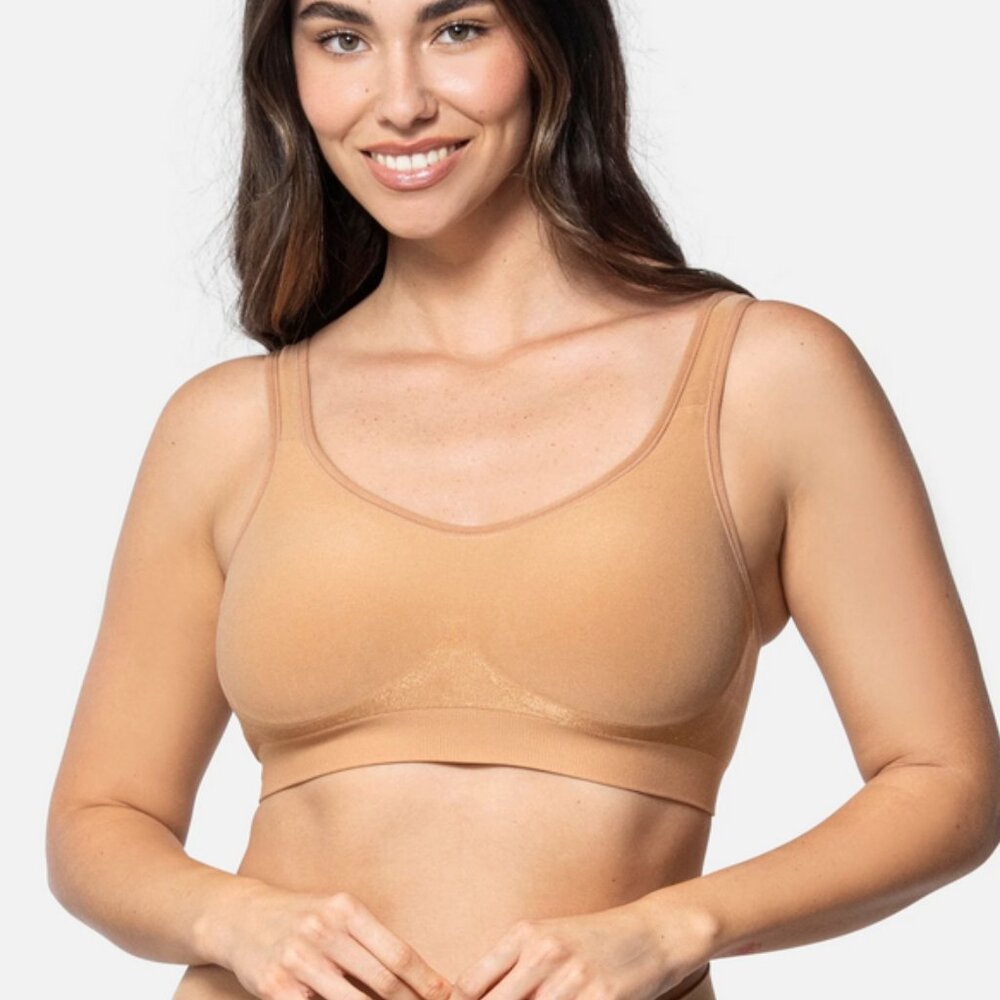 Seamless Scoop-Neck Wireless Bra in Nude